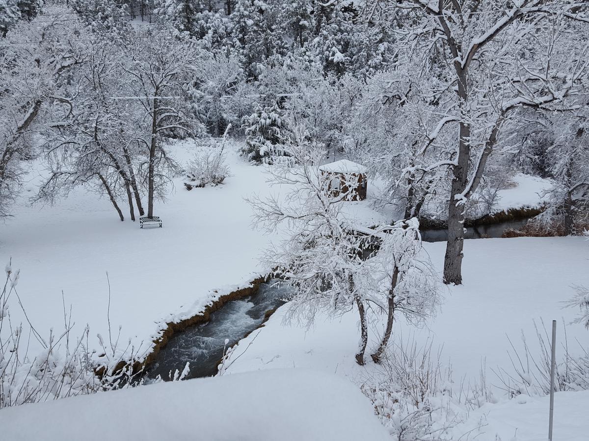 River Falls Lodging -Black Hills, South Dakota Hot Springs Exterior foto